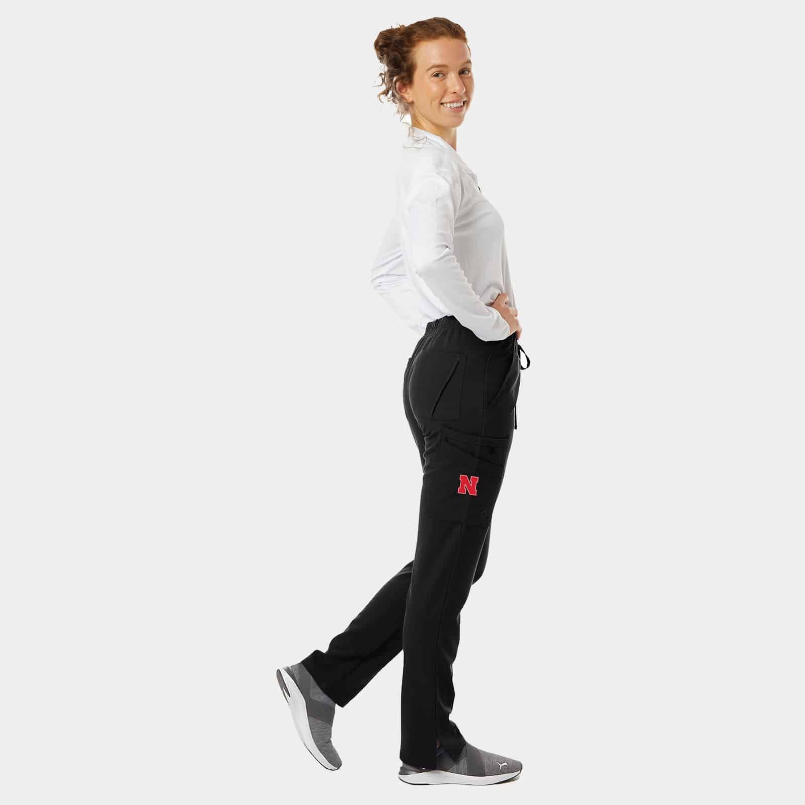 Women's WYND Cargo Scrub Pant - Image 3